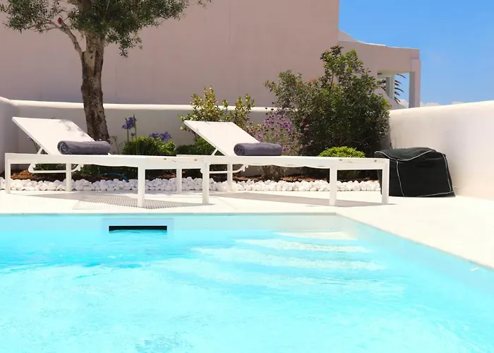 The Nine Graces - With Private Swimming Pools 4*