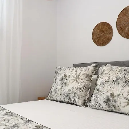 The Nine Graces - With Private Swimming Pools 리조트 아기오스프로코피오스