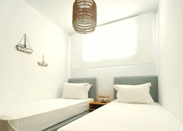 The Nine Graces - With Private Swimming Pools Agios Prokopios (Naxos)